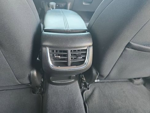 Used 2023 Chevrolet Malibu LT FWD image 15