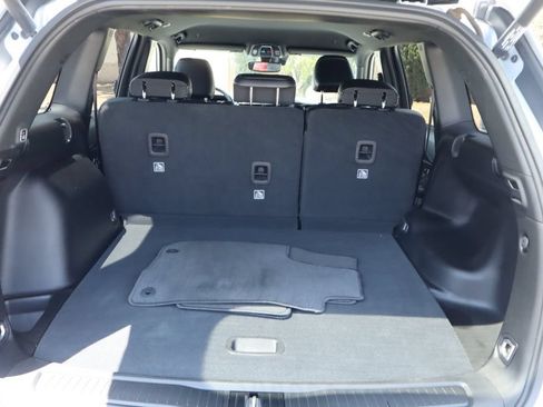 Used 2023 Jeep Grand Cherokee Altitude AWD/4WD image 36