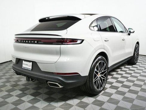 New 2026 Porsche Cayenne Coupe AWD/4WD image 30
