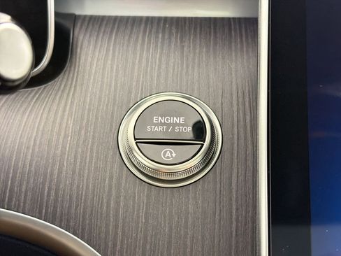 Used 2026 Mercedes-Benz C 300 4MATIC Sedan image 26