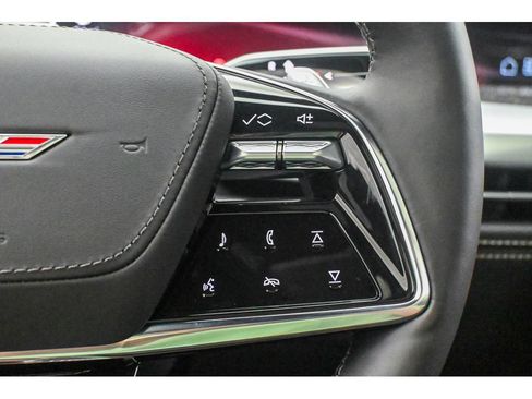 New 2026 Cadillac Escalade V w/ LPO, ONYX Package AWD/4WD image 33