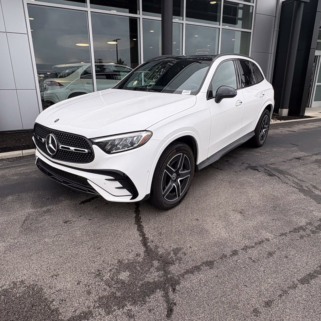 Certified 2026 Mercedes-Benz GLC 300 4MATIC image 4