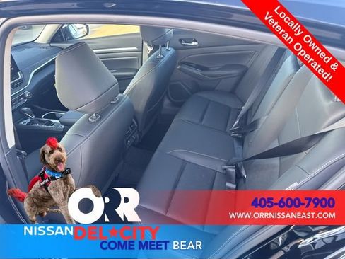 Used 2025 Nissan Altima 2.5 SL FWD image 10