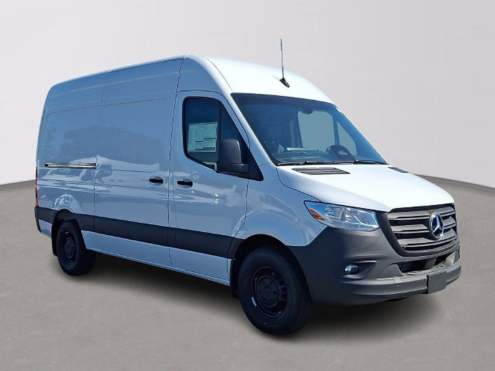 Used 2026 Mercedes-Benz Sprinter 2500 image 3