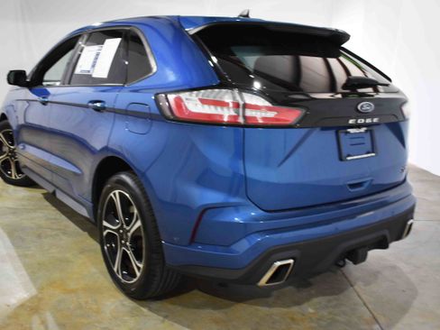 Used 2021 Ford Edge ST w/ Equipment Group 401A image 7