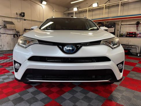 Used 2016 Toyota RAV4 Limited w/ Advanced Technology Package image 2