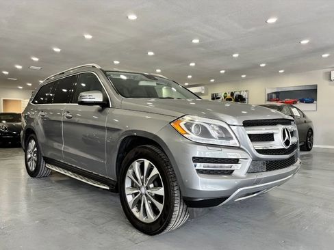Used 2014 Mercedes-Benz GL 450 4MATIC image 1