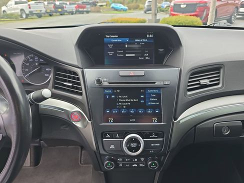 Used 2020 Acura ILX w/ Premium Package image 14