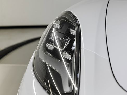 Certified 2023 Porsche Panamera Platinum Edition image 13