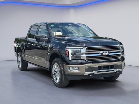 Used 2025 Ford F150 King Ranch w/ FX4 Off-Road Package AWD/4WD image 4