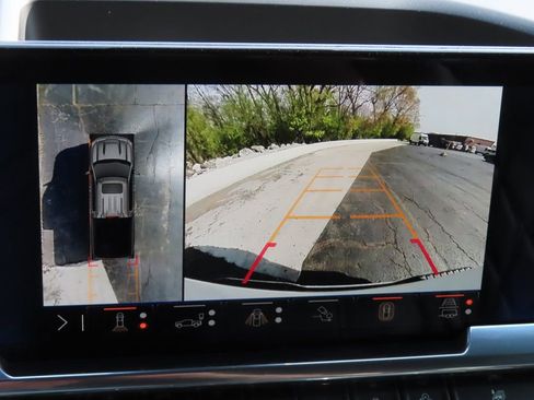 New 2025 Chevrolet Silverado 1500 RST AWD/4WD image 6