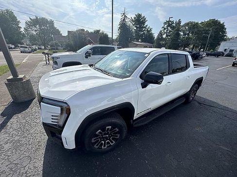New 2026 GMC Sierra EV Elevation w/ Premium Package AWD/4WD image 4