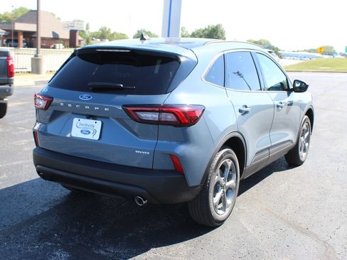 New 2026 Ford Escape ST-Line w/ Tech Pack #1 AWD/4WD image 5