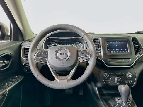 Used 2021 Jeep Cherokee Latitude image 17