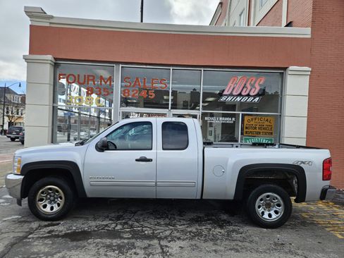 Used 2013 Chevrolet Silverado 1500 LT image 3
