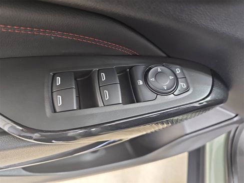 Certified 2024 Chevrolet Trax RS w/ Driver Confidence Package image 32