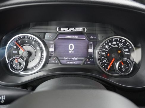 Used 2019 RAM 1500 Laramie image 11