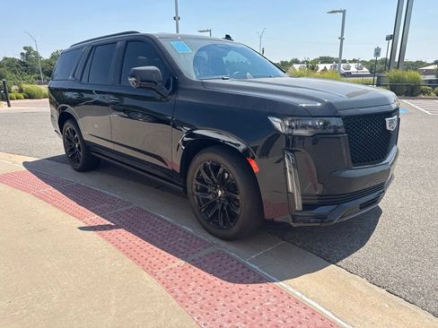 Used 2024 Cadillac Escalade Sport w/ LPO, ONYX Package AWD/4WD image 2