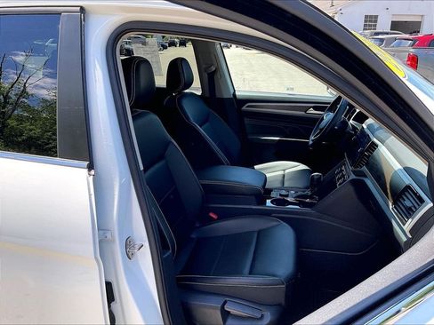 Used 2023 Volkswagen Atlas SE w/ Panoramic Sunroof Package AWD/4WD image 11