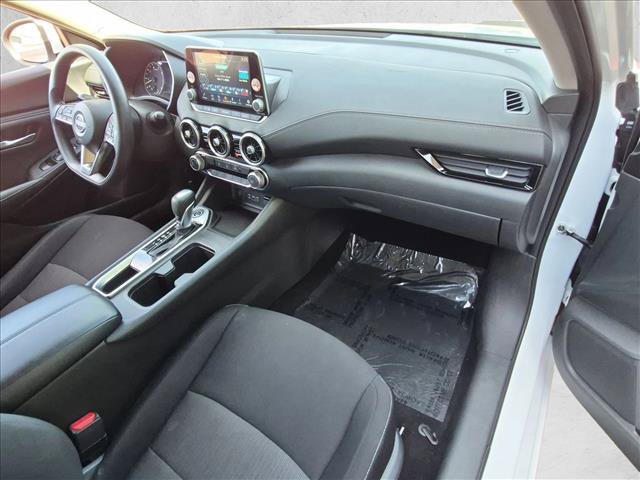 Used 2024 Nissan Sentra SV FWD image 20