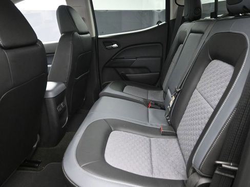 Used 2016 Chevrolet Colorado Z71 image 10