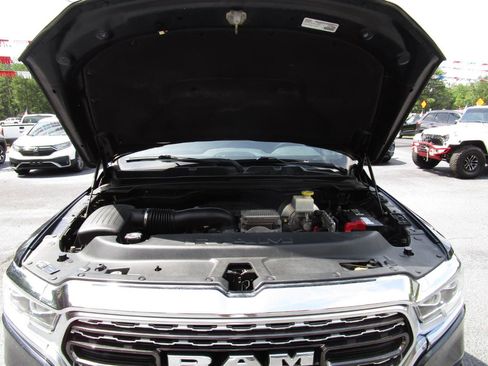 Used 2019 RAM 1500 Limited AWD/4WD image 40