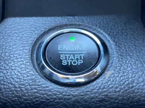 Used 2022 Ford F350 Platinum image 19