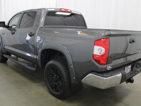 Used 2018 Toyota Tundra SR5 w/ SR5 Upgrade Package image 7