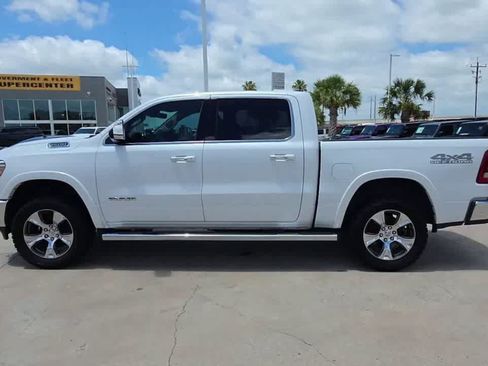 Used 2019 RAM 1500 Laramie AWD/4WD image 5