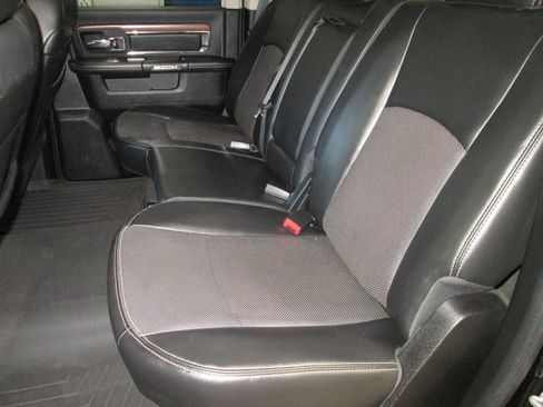 Used 2013 RAM 1500 Laramie w/ Convenience Group AWD/4WD image 25