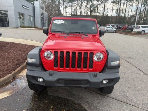 Used 2024 Jeep Wrangler Sport S image 9