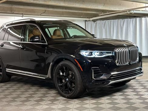 Used 2021 BMW X7 xDrive40i w/ Parking Assistance Package AWD/4WD image 1