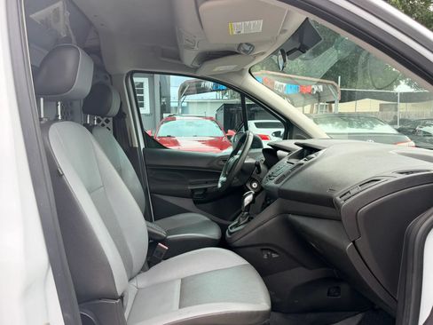 Used 2018 Ford Transit Connect XL FWD image 11