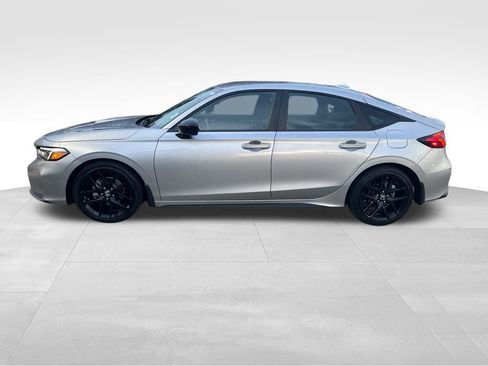 Used 2025 Honda Civic Sport image 4