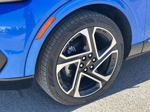 New 2025 Chevrolet Equinox EV LT w/ Convenience Package II image 9