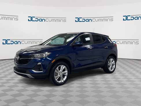 Used 2023 Buick Encore GX Preferred w/ Cold Weather Comfort Package AWD/4WD image 4