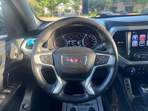 Used 2018 GMC Acadia SLT FWD image 21