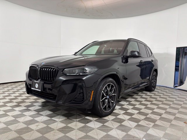 Certified 2024 BMW X3 xDrive30i w/ Premium Package AWD/4WD image 3