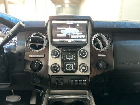 Used 2014 Ford F250 Platinum w/ FX4 Off-Road Package image 14