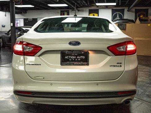 Used 2015 Ford Fusion SE w/ Equipment Group 502A image 6