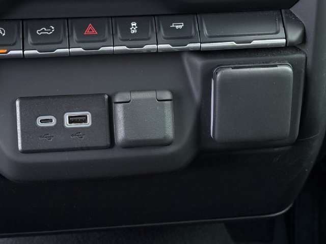 Certified 2025 Chevrolet Silverado 1500 Custom RWD image 21