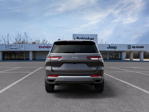 New 2025 Jeep Grand Cherokee L Overland w/ Advanced Protech Group III AWD/4WD image 31