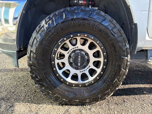 Used 2022 RAM 2500 Tradesman w/ Chrome Appearance Group image 27