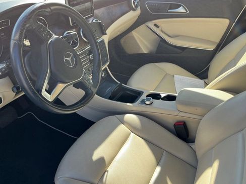 Used 2015 Mercedes-Benz GLA 250 image 3