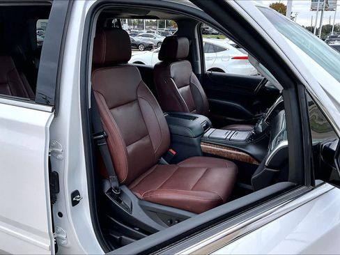 Used 2020 Chevrolet Tahoe Premier w/ Premier Plus Edition image 15