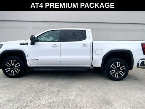 Used 2023 GMC Sierra 1500 AT4 w/ AT4 Premium Package AWD/4WD image 3