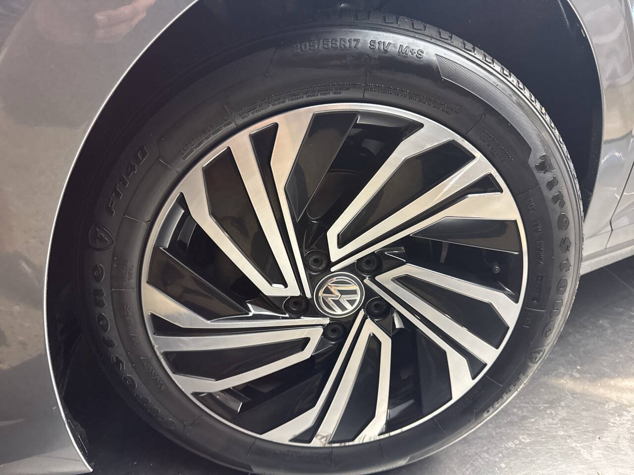 Used 2020 Volkswagen Jetta SEL Premium FWD image 33