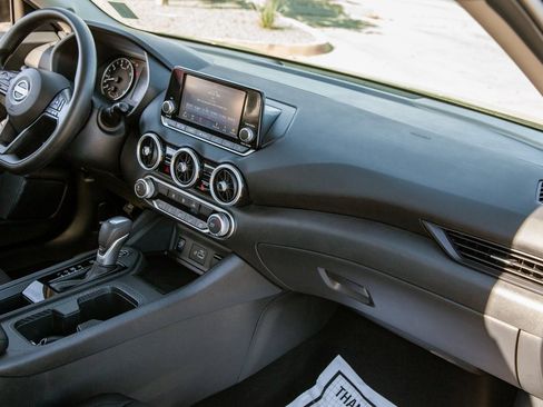 Used 2025 Nissan Sentra S image 11