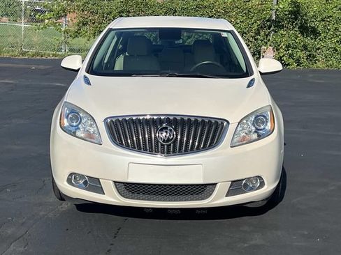 Used 2013 Buick Verano FWD image 8