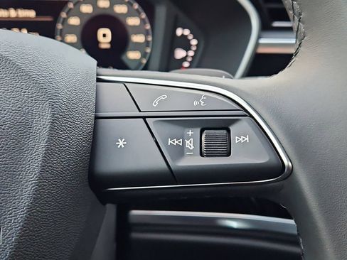 Certified 2025 Audi Q3 2.0T Premium AWD/4WD image 18